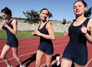 Super-cute track Runners gets to munch